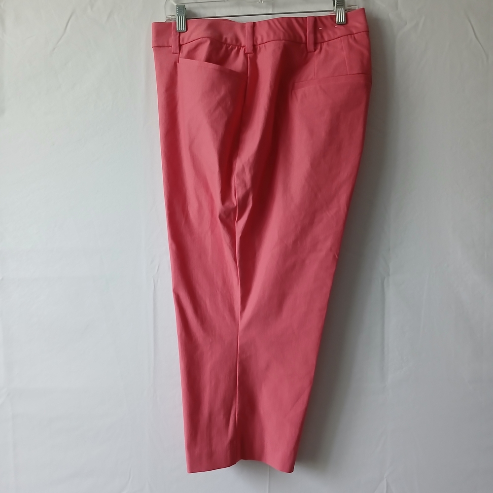Lane Bryant Pink Women's Shorts Capris Stretch Sz 22p Casual Coral Relax Work